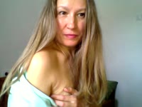 I am romantic person and like to dream about my perfect date. Hope you wanna join me in the lonely evening to share some moments together.
ps I love to dance