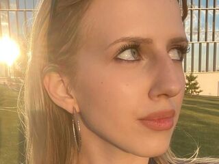 sexcam online AishaSpringstead