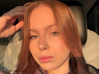 camgirl showing tits ElizaBless