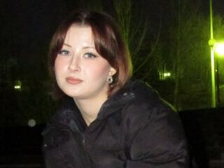 hot strip tease webcam ElizabethGrochma