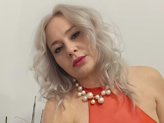 camgirl playing with sextoy EmilyLoowe