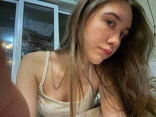 naked cam girl masturbating with vibrator JeniseLozado