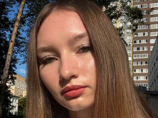 beautiful girlcam KeelyMichocki