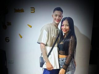 adult couple cam chat YuleimysAndAlex