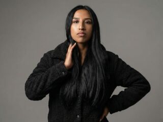 girl chatroom AdaharaBanks