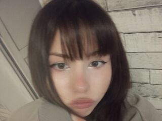 camgirl chatroom AimiBrown