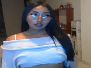 adult cam show AlejaBonny