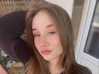 nude cam picture AliceTrenton
