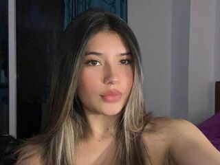 nude webcamgirl AmberEcheverria