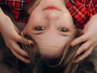 naughty webcamgirl AnnAmour