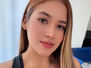 cam girl playing with vibrator ArianaBlosom