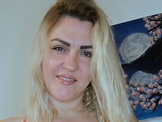 naked girl with webcam masturbating CandanceSmith