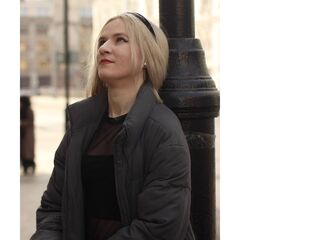 live show CarinGoodwin