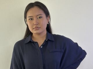 girl sexcam CarolannOrmisto