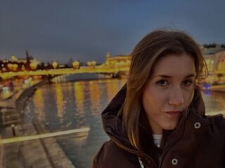 girl topless CaylinGarczynski