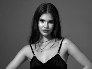 naked girl with webcam CelesteHadids