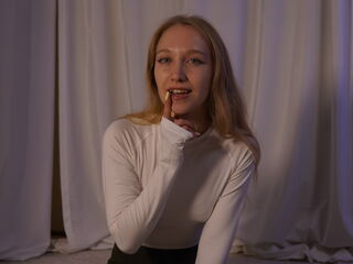 girl topless CorettaDaprile