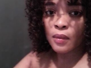 webcamgirl chat DelicateDiamond