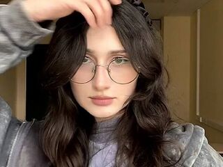 chatrubate cam girl DianneBrowie