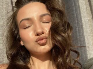 webcam striptease DinaSweeny