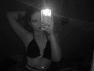 free web cam DoloresHuesing