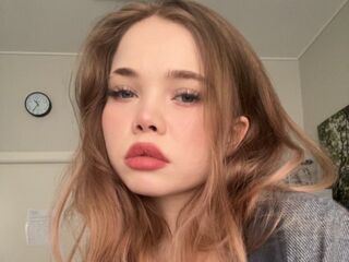 camgirl masturbating with vibrator EdithBryan