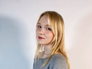 hot camhooker ElmaKinnunen