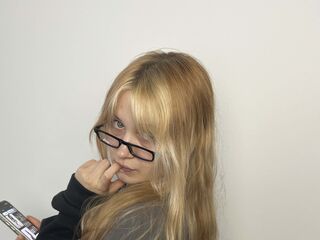 fingering webcam girl EloiseGow