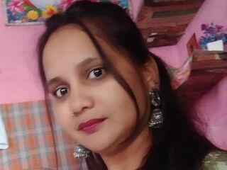 cam whore EmiliaWalker