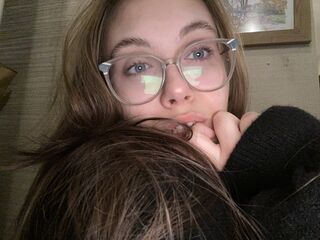 camgirl live sex EmilyLoven