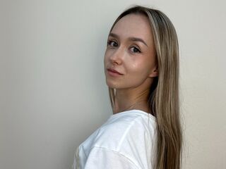 beautiful webcam girl ErlineClutter