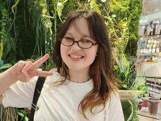 girl sexcam FayLawley