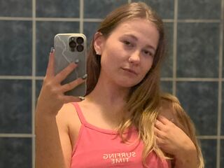 chat room livesex GlossyMonica