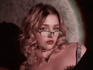 camgirl live porn webcam GlynisLathon