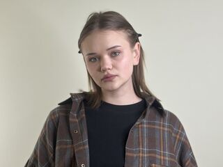 cam strip tease HeikeGraciano