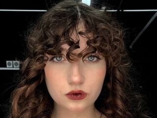 free nude live show IngeHosterman