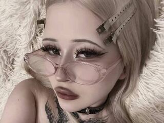 naked webcam girl photo IraidaFairleigh
