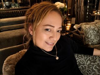 cam girl live webcam IrishFaster