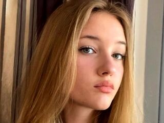 free nude cam JaniJarema