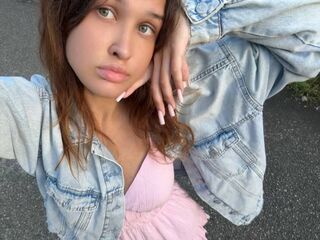 cam girl playing with dildo JazminHalajian