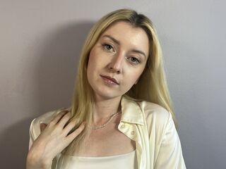 chatroom webcam pic JeanneHolmes