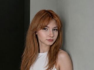 camgirl photo JeniceRadulescu