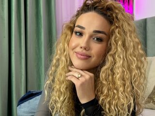 naughty camgirl fingering pussy JessyJill