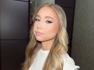 girl cam naked JonellAvila