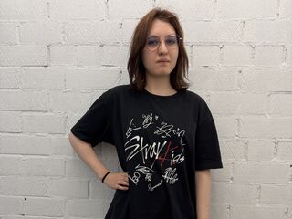 camgirl showing pussy JoslynForrester