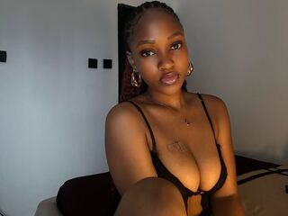 web cam chat JoyceClara