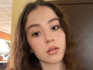 hot cam girl spreading pussy JulyLarain