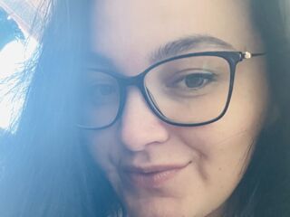 webcam girl chat KairaHelena