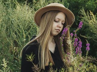 webcam pic KarenLowe