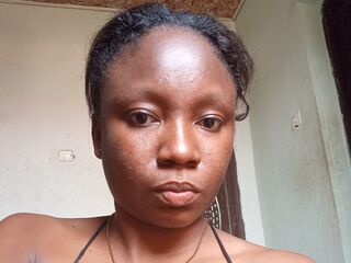 hot camslut KaylaGlow